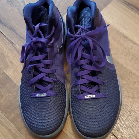 Nike Other - Nike zoom hyperdunk Size 11 purple 2011 469776 500